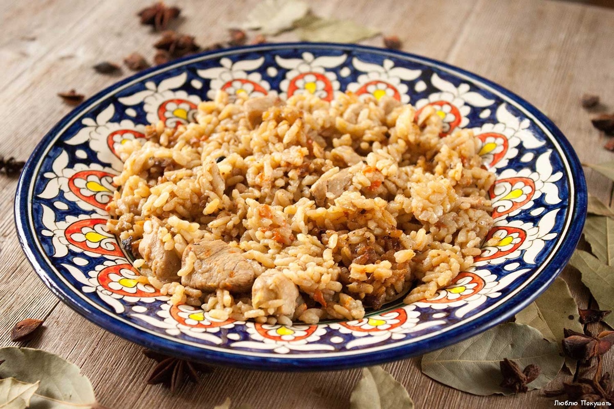 Узбекский плов с курицей Узбекский плов с курицей